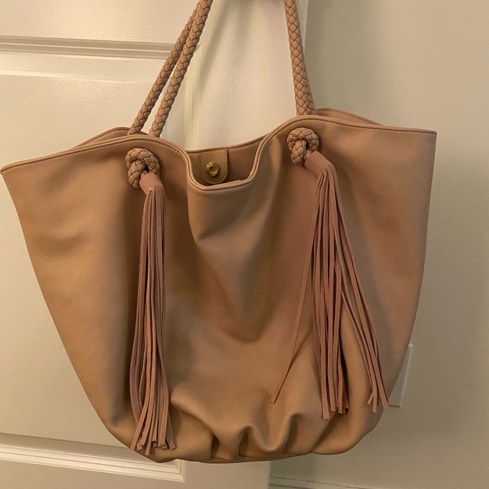 Blush shoulder tote